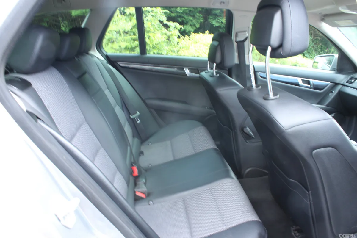 Mercedes-Benz C-Class Estate, Diesel, 2011, Silver