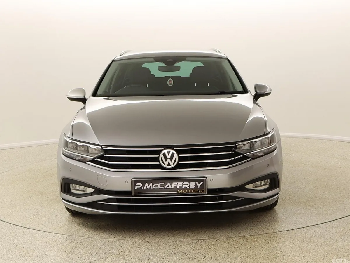 Volkswagen Passat Estate, Diesel, 2020, Silver