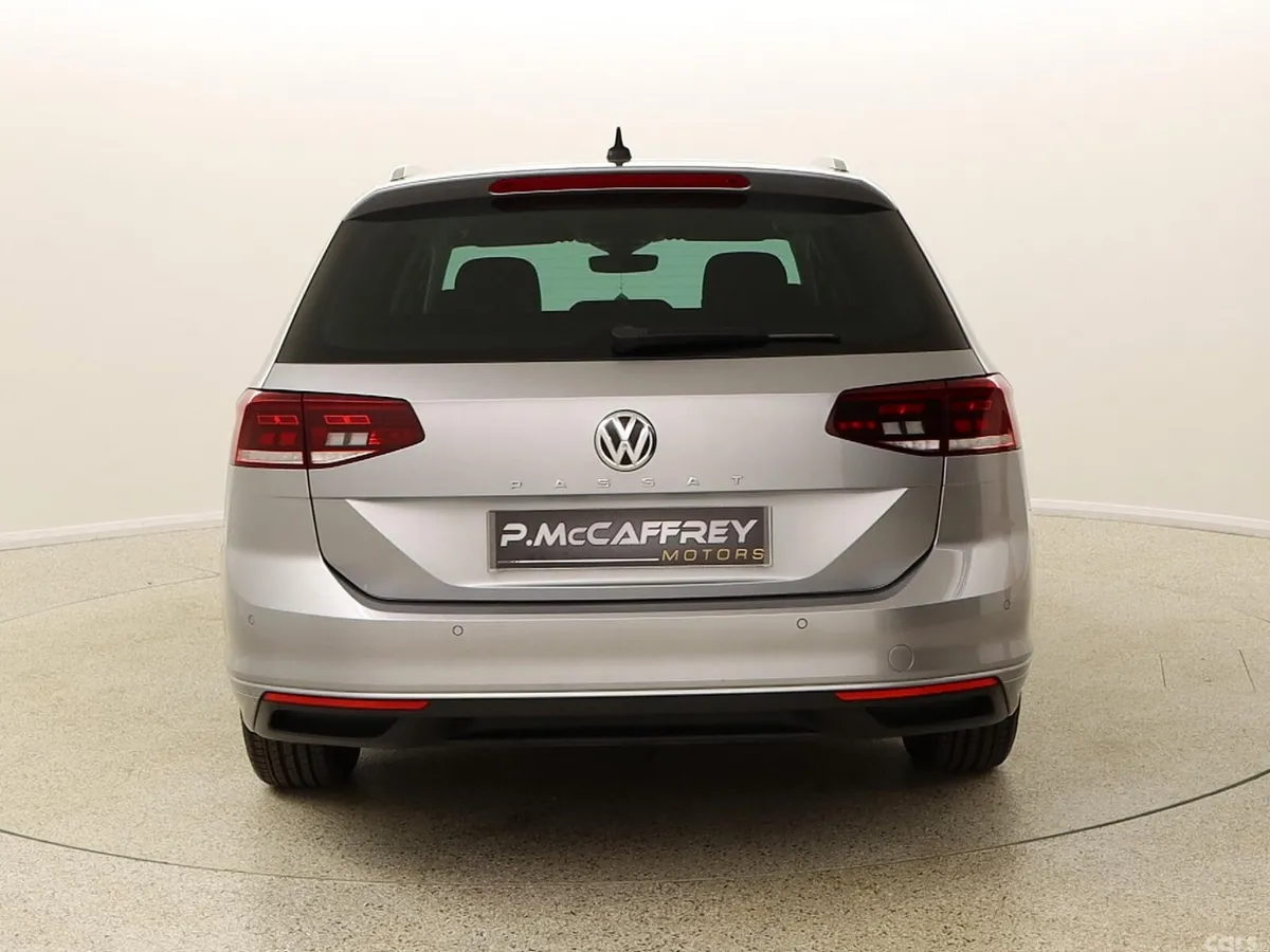 Volkswagen Passat Estate, Diesel, 2020, Silver