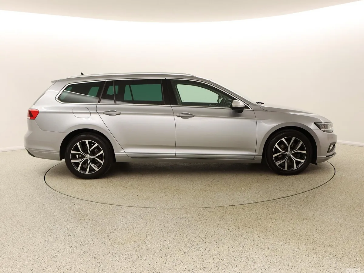 Volkswagen Passat Estate, Diesel, 2020, Silver