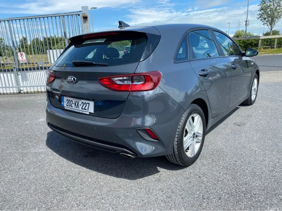 Kia Ceed Hatchback, Diesel, 2020, Grey
