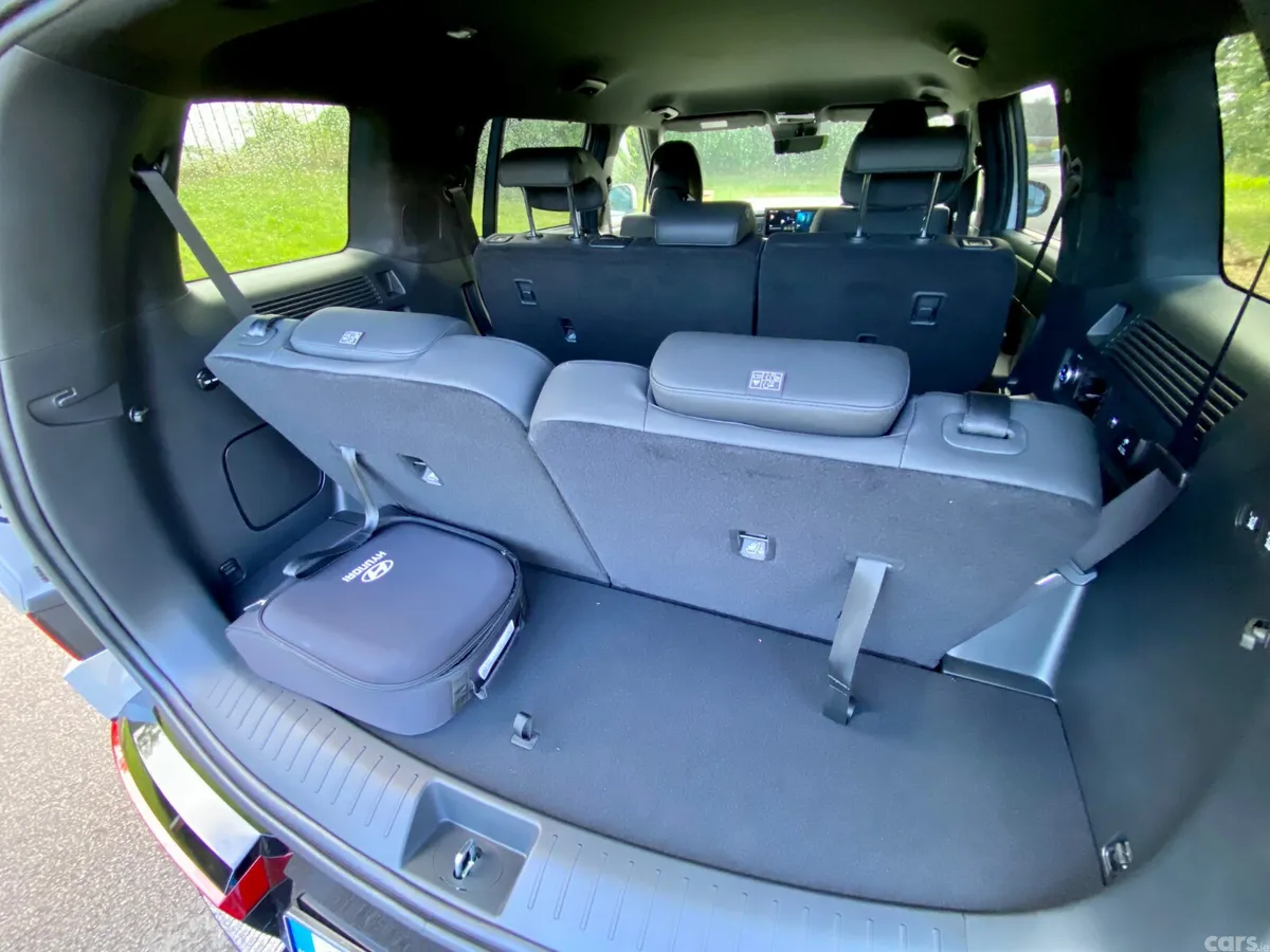 Hyundai Santa Fe SUV, Petrol Plug-in Hybrid, 2027, Silver