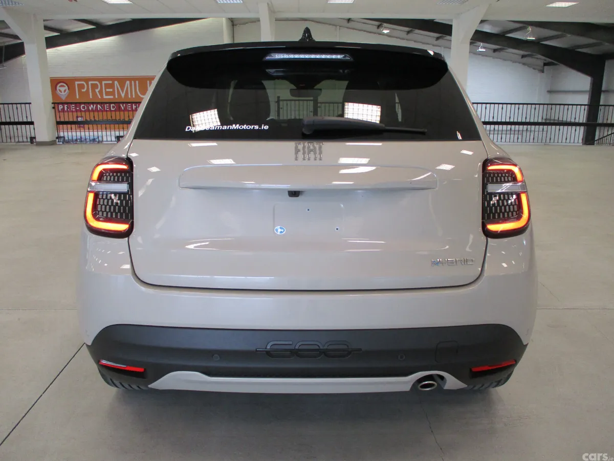 Fiat 600 SUV, Petrol Hybrid, 2026, Beige