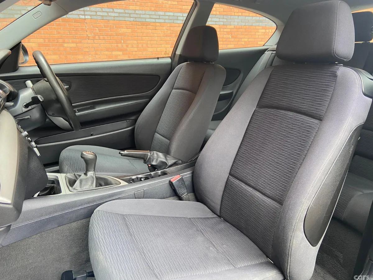 BMW 1-Series Hatchback, Petrol, 2008, Black