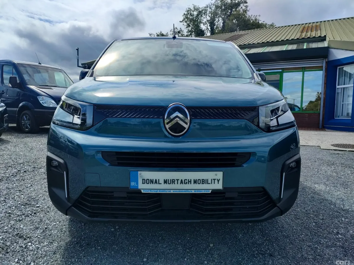 Citroen Berlingo Multispace MPV, Diesel, 2027, Blue