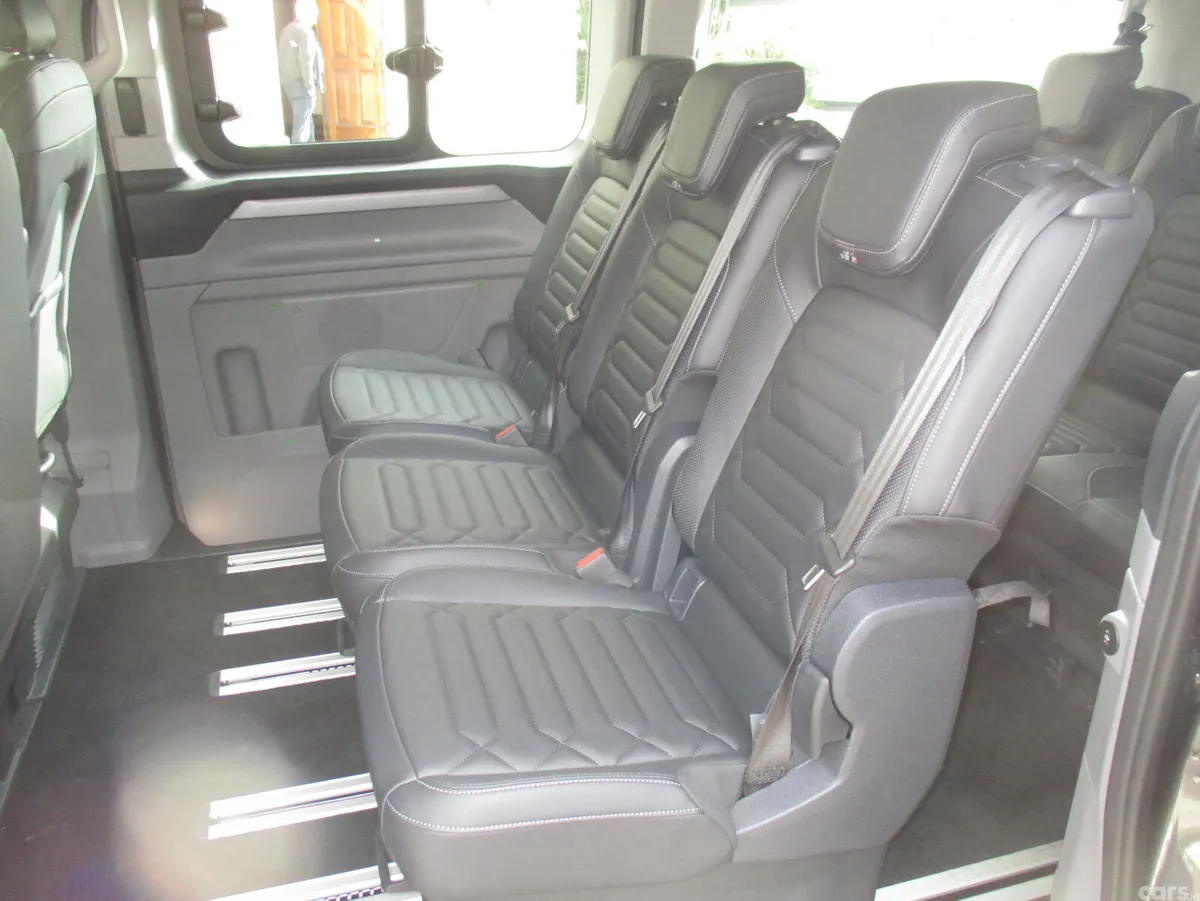 Ford Other MPV, Diesel, 2026, Grey