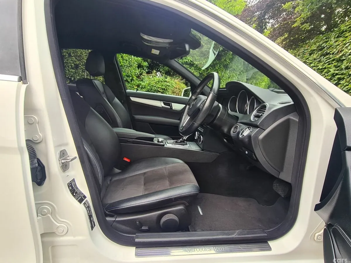 Mercedes-Benz C-Class Saloon, Diesel, 2014, White