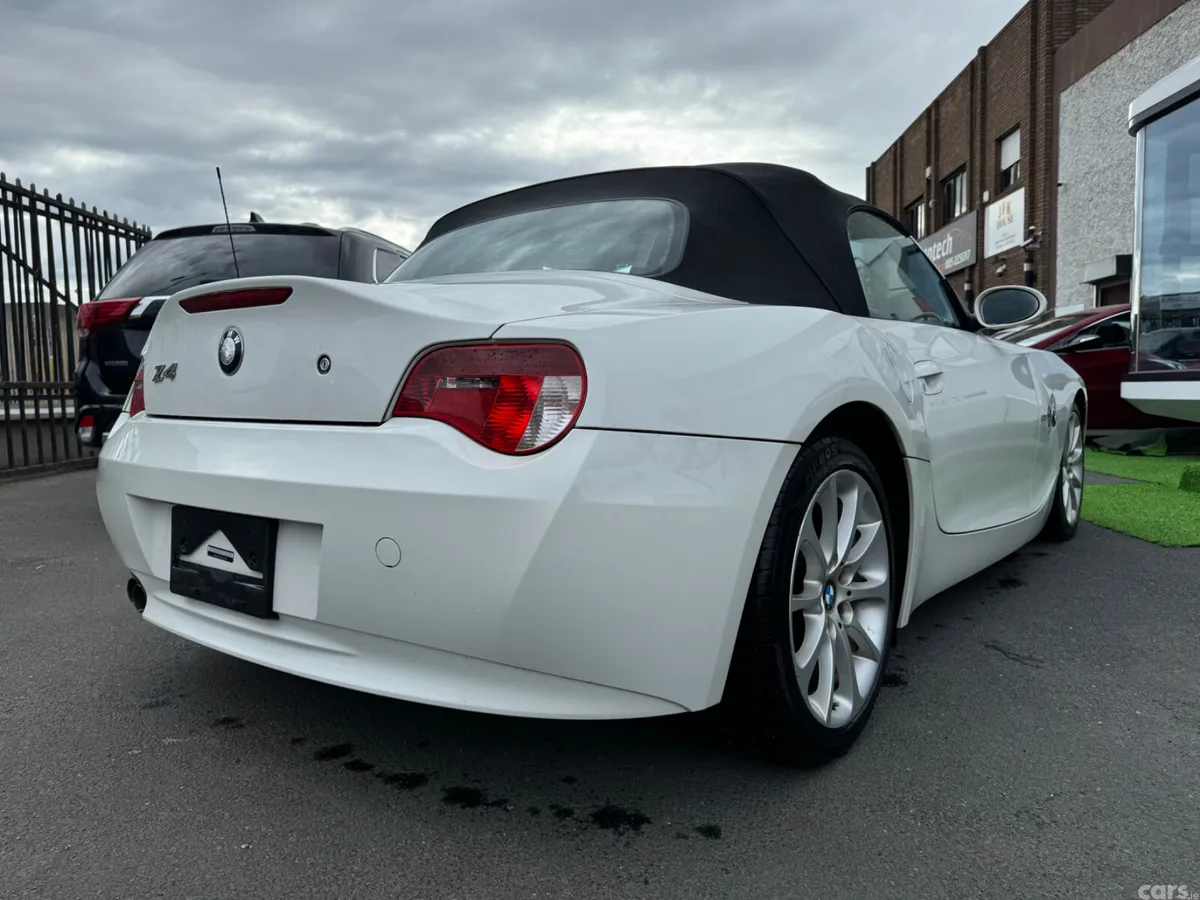 BMW Z4 Convertible, Petrol, 2007, White