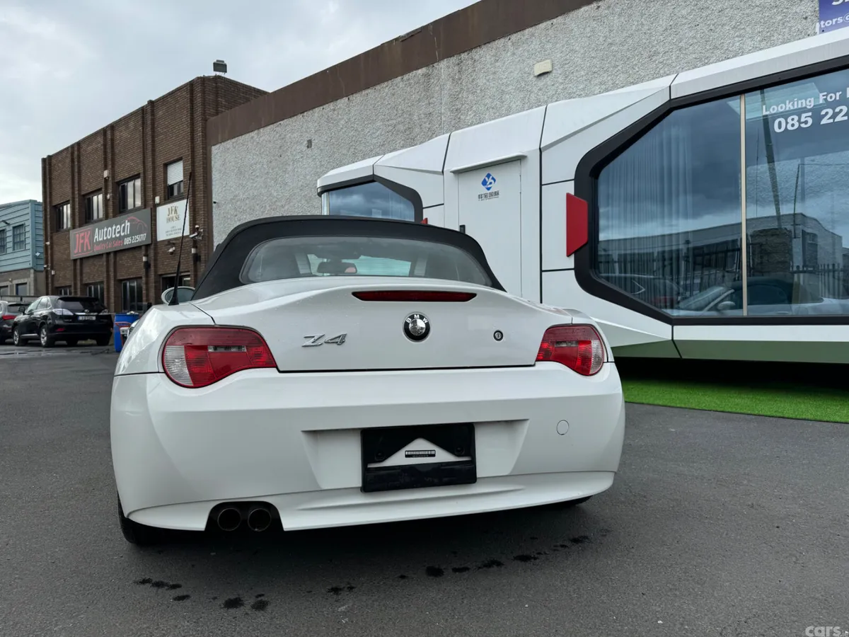 BMW Z4 Convertible, Petrol, 2007, White