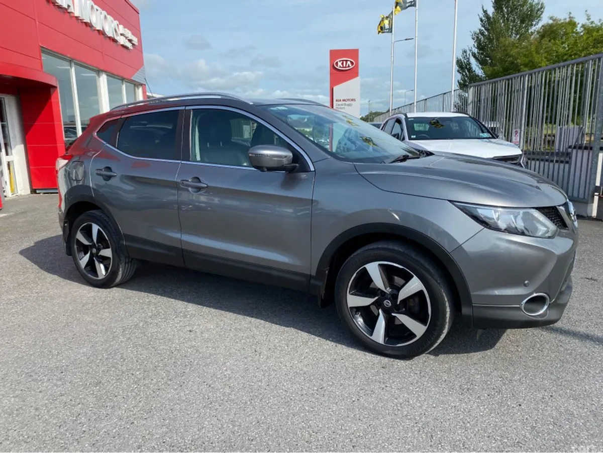 Nissan Qashqai MPV, Diesel, 2017, Grey