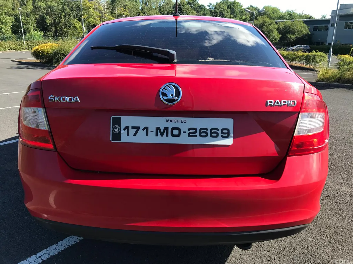 Skoda Rapid Hatchback, Diesel, 2017, Red