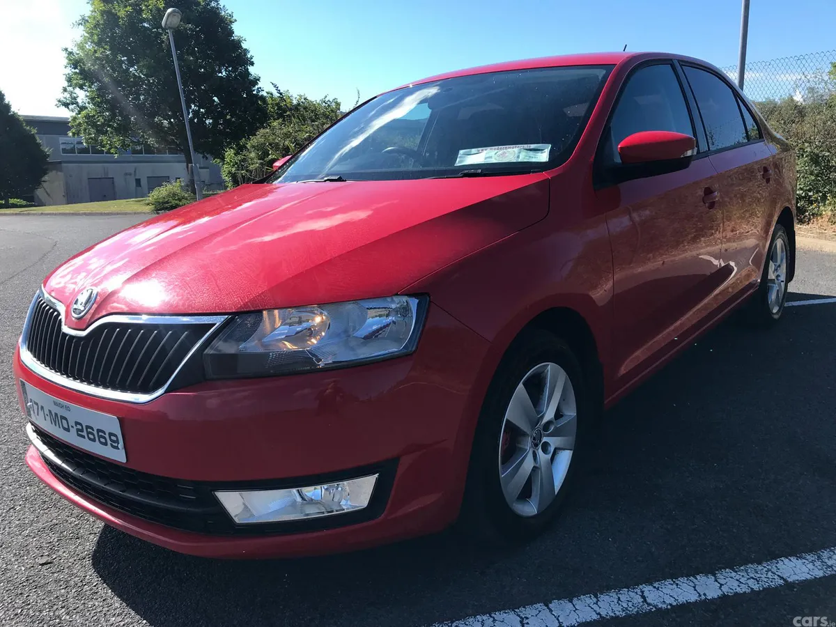 Skoda Rapid Hatchback, Diesel, 2017, Red