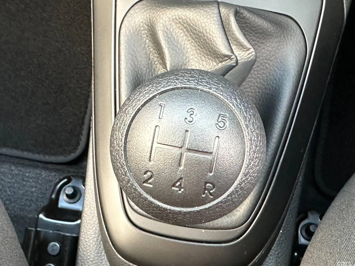Kia Picanto Hatchback, Petrol, 2025, Silver