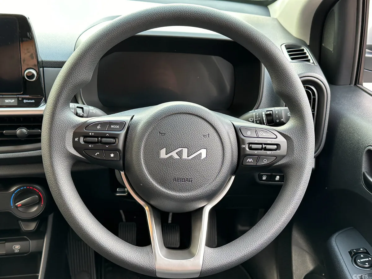 Kia Picanto Hatchback, Petrol, 2025, Silver