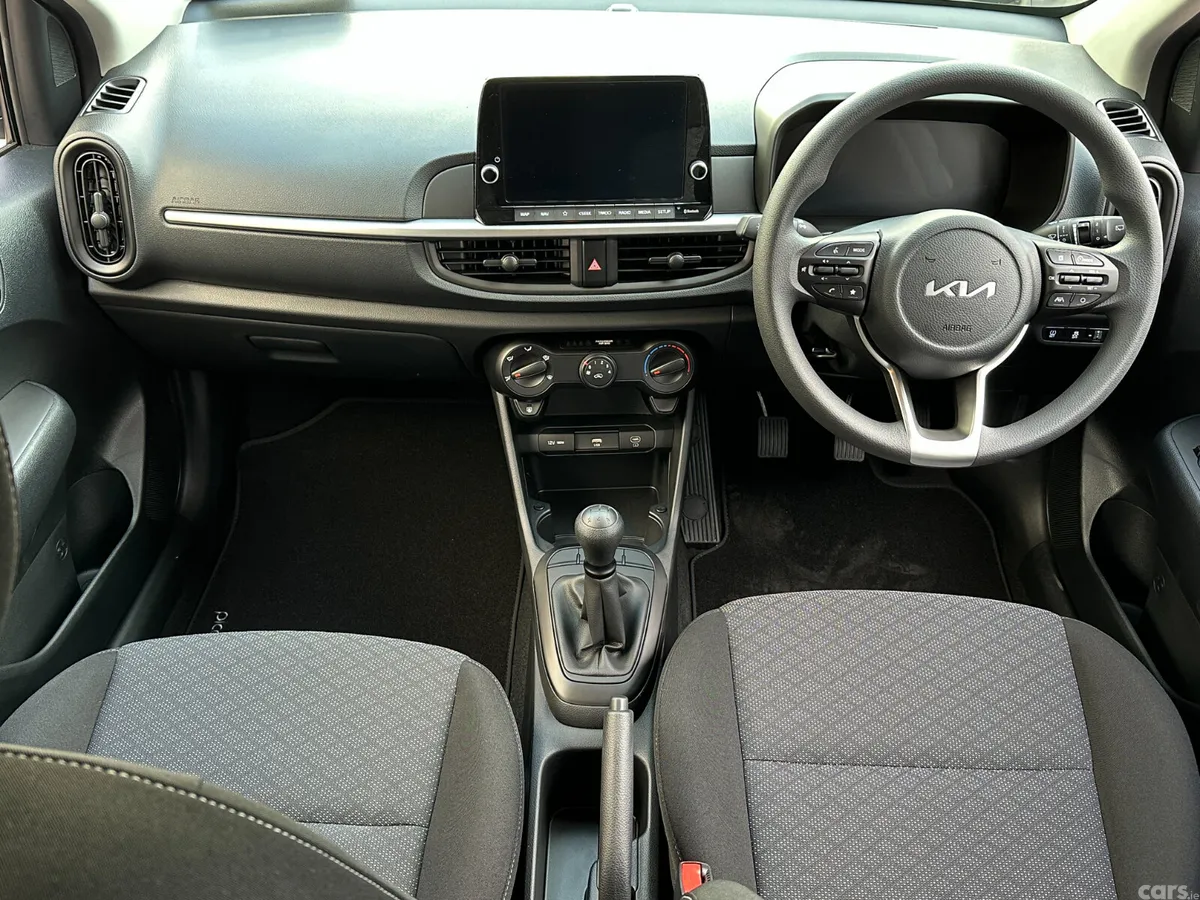 Kia Picanto Hatchback, Petrol, 2025, Silver