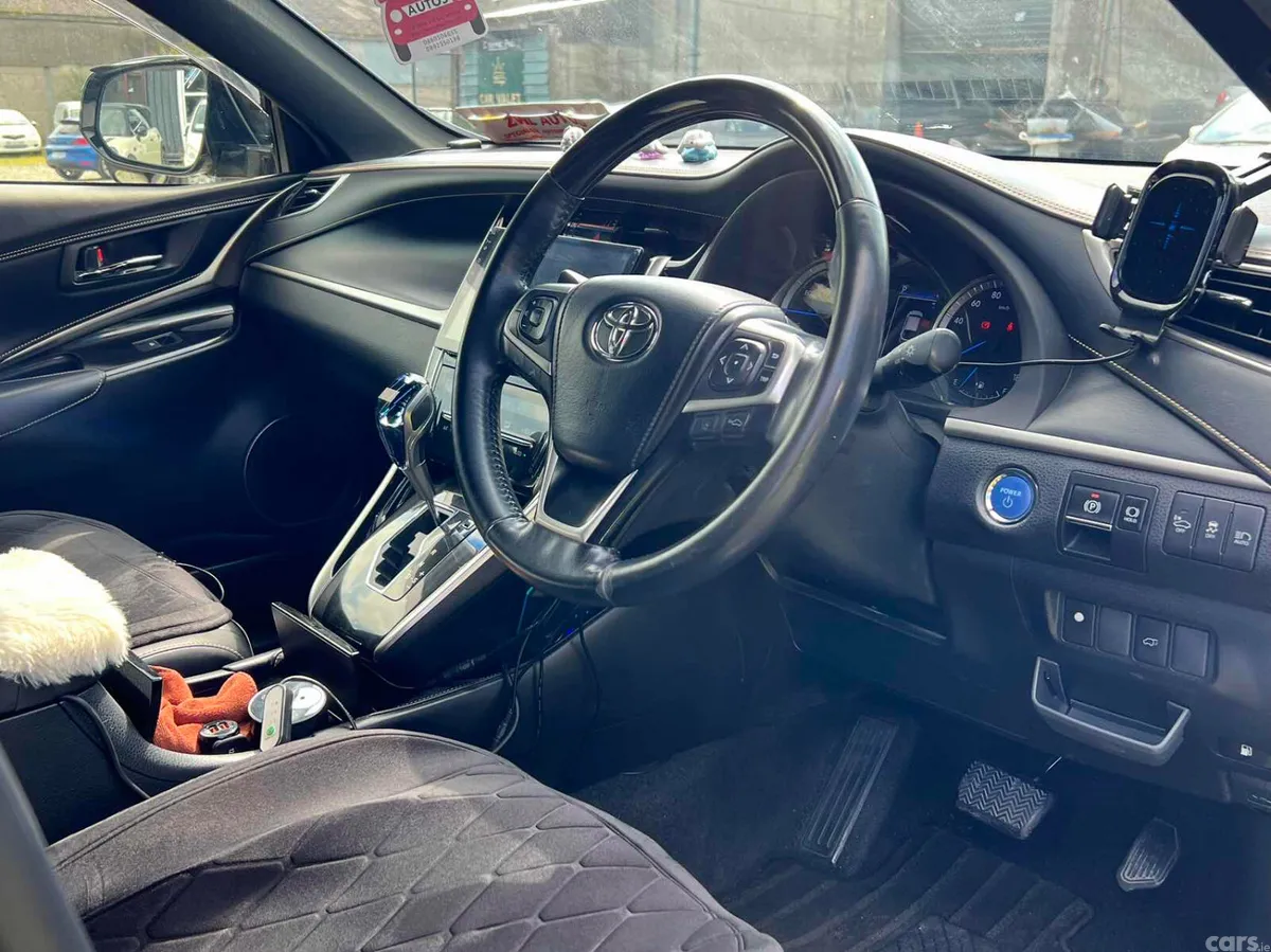 Toyota Harrier SUV, Petrol Hybrid, 2018, Black
