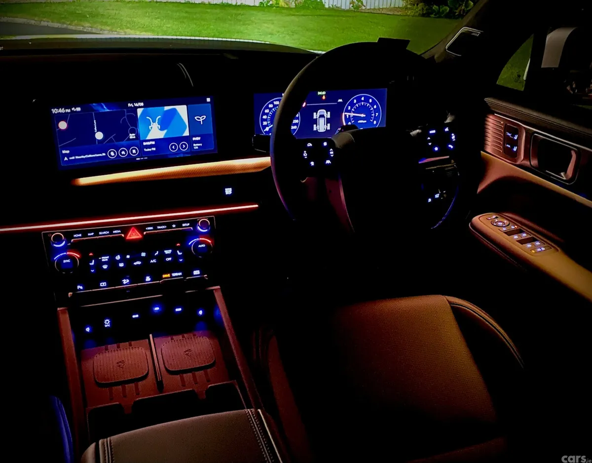 Hyundai Santa Fe SUV, Petrol Plug-in Hybrid, 2027, Silver