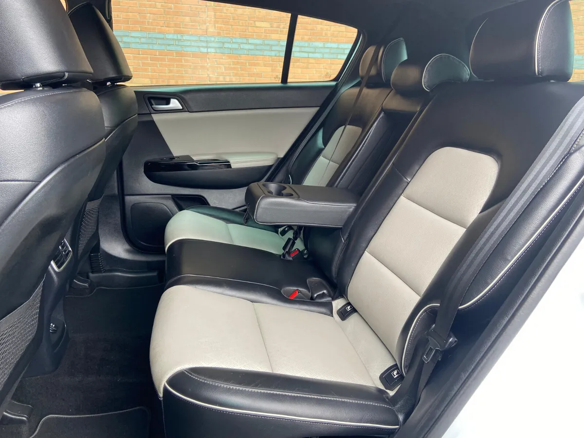 Kia Sportage SUV, Diesel, 2018, White