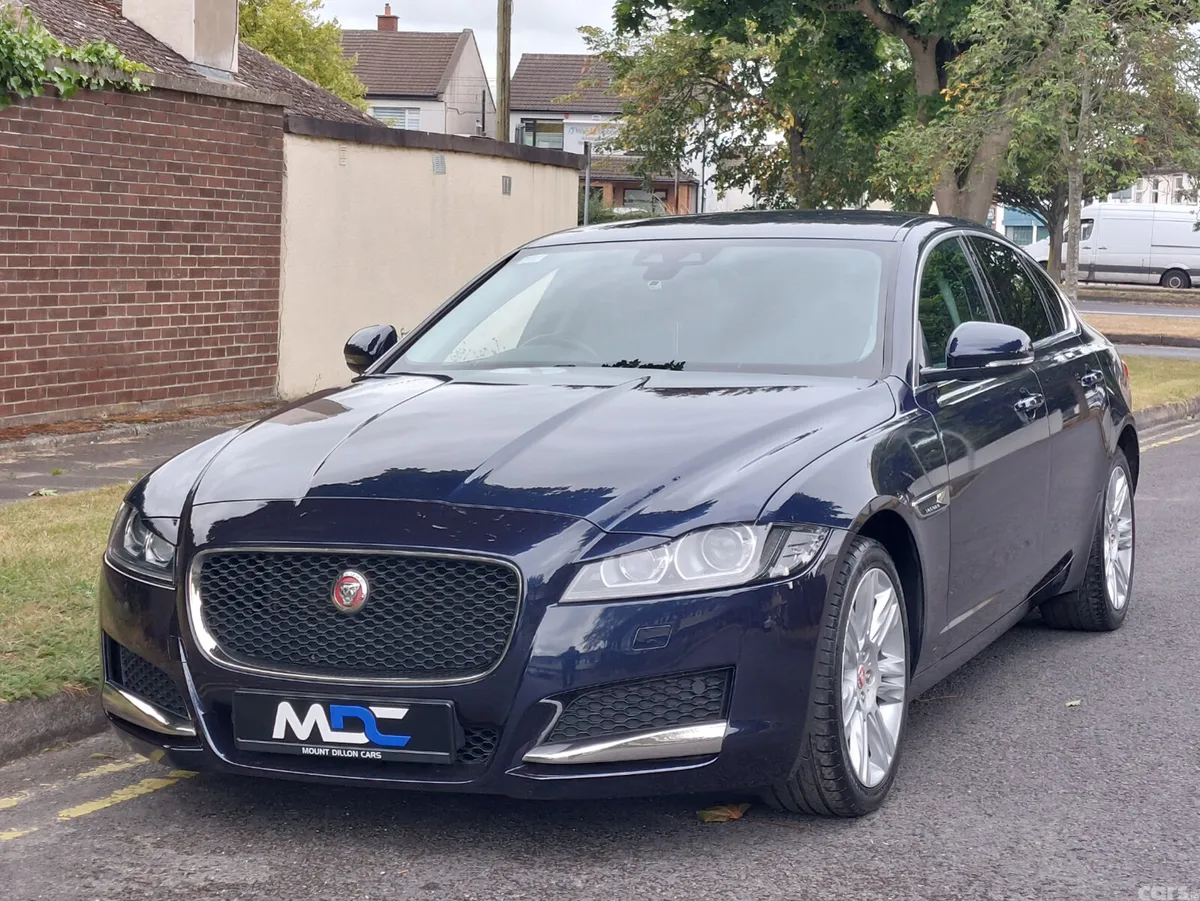 Jaguar XF Saloon, Diesel, 2015, Blue