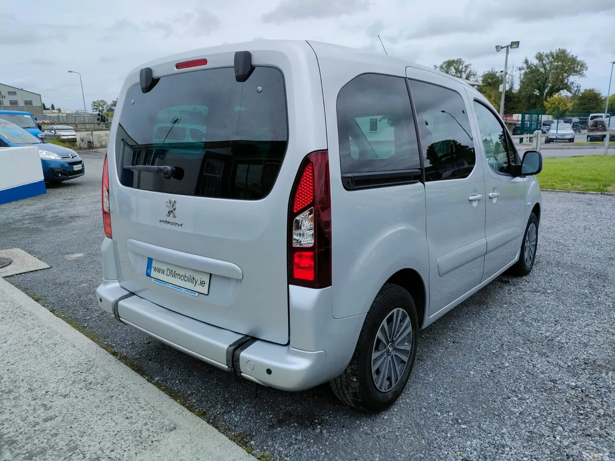 Peugeot Partner MPV, Diesel, 2018, Silver
