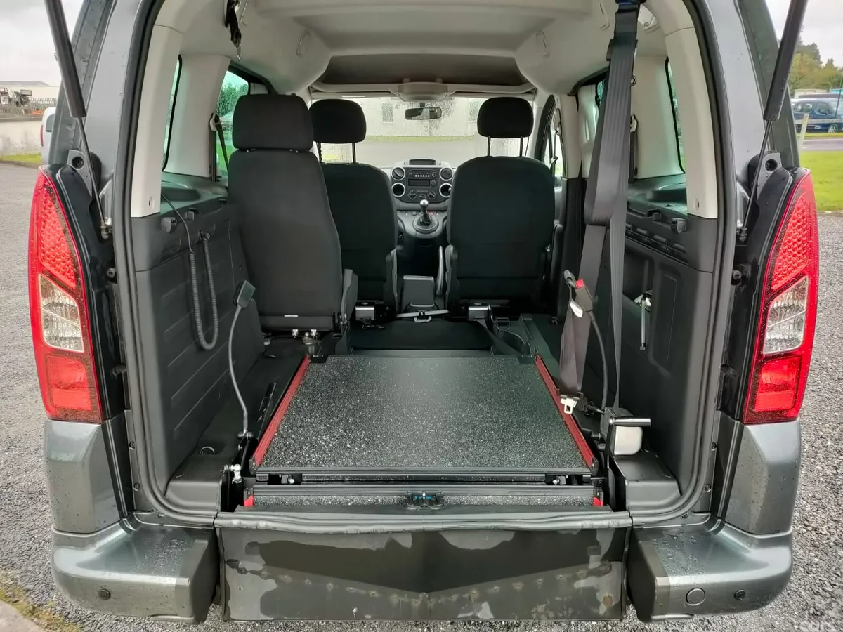 Peugeot Partner MPV, Diesel, 2019, Grey