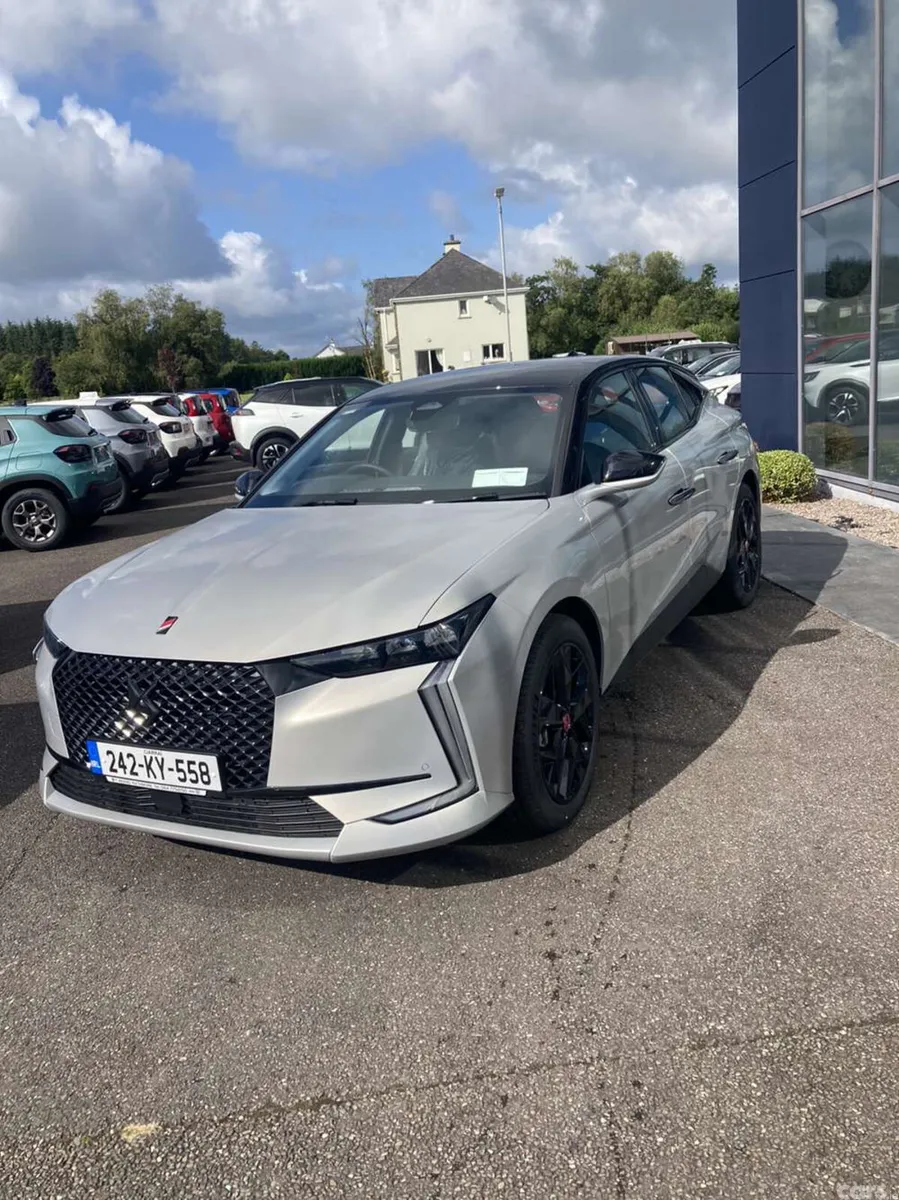 DS Automobiles DS 4 MPV, Petrol, 2024, Grey