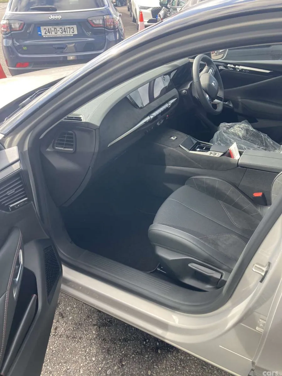 DS Automobiles DS 4 MPV, Petrol, 2024, Grey