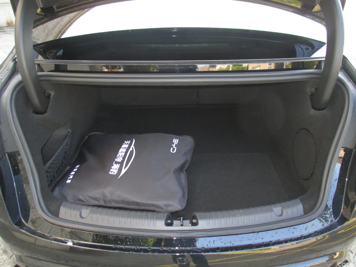 BYD SEAL Saloon, Electric, 2026, Black