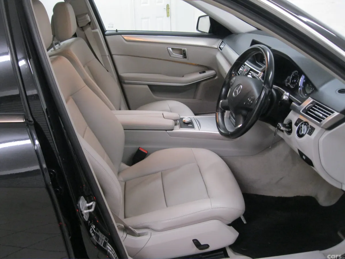 Mercedes-Benz E-Class Saloon, Diesel, 2012, Black