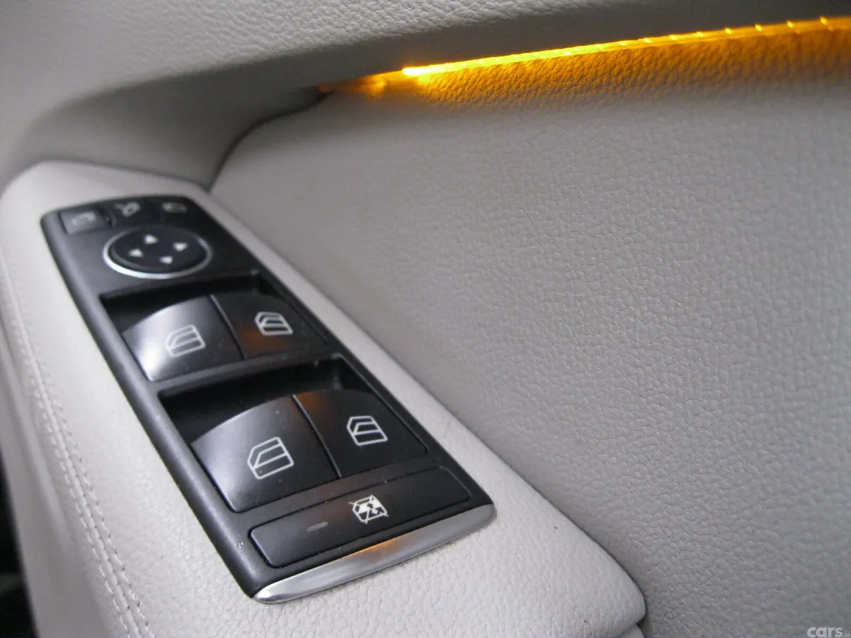 Mercedes-Benz E-Class Saloon, Diesel, 2012, Black