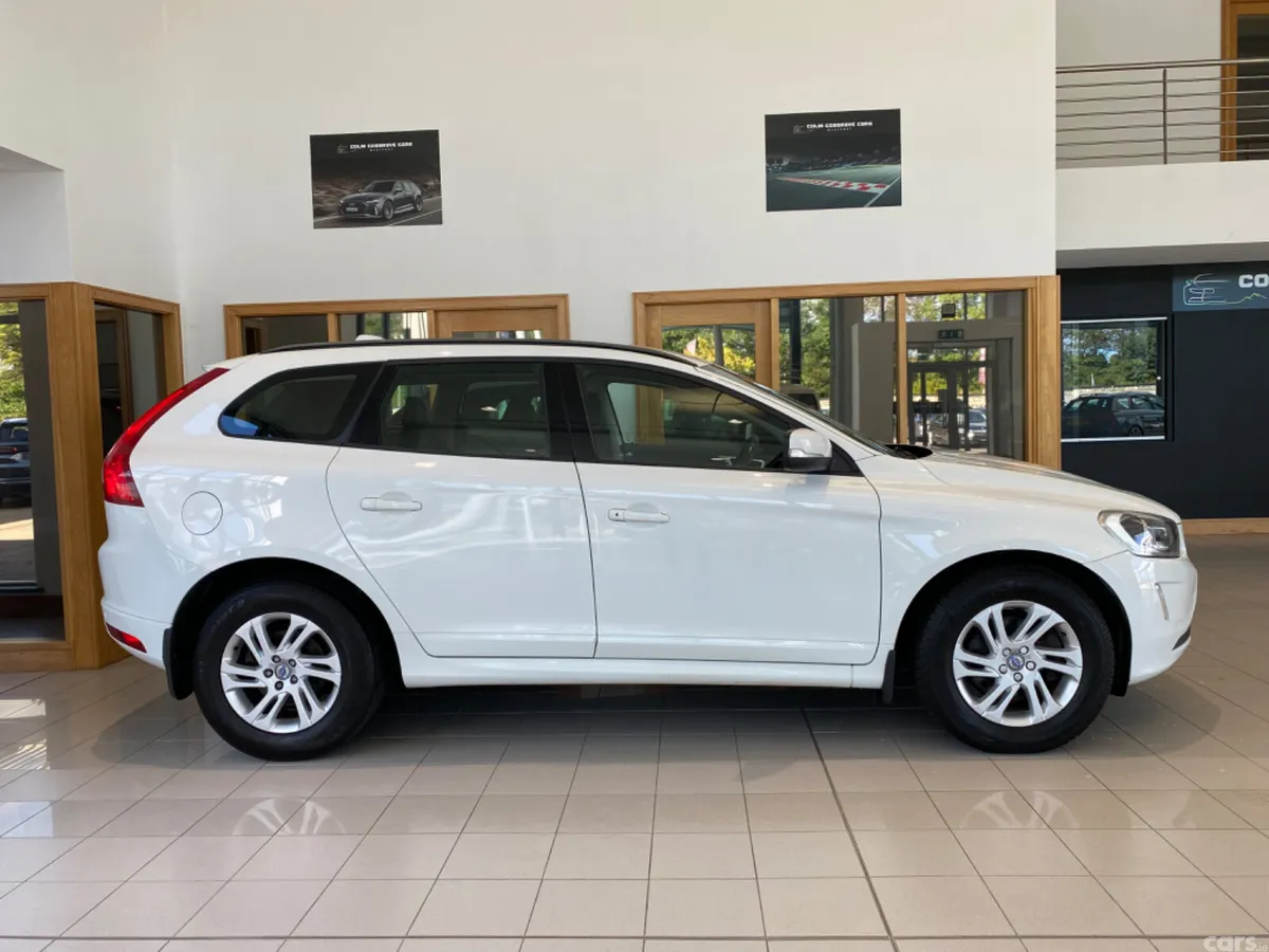 Volvo XC60 SUV, Diesel, 2016, White