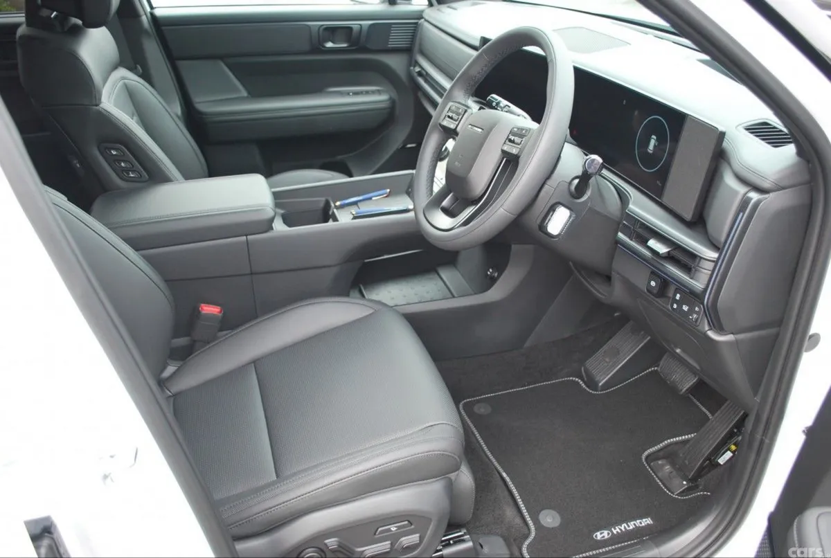 Hyundai Santa Fe SUV, Petrol Plug-in Hybrid, 2026, Grey