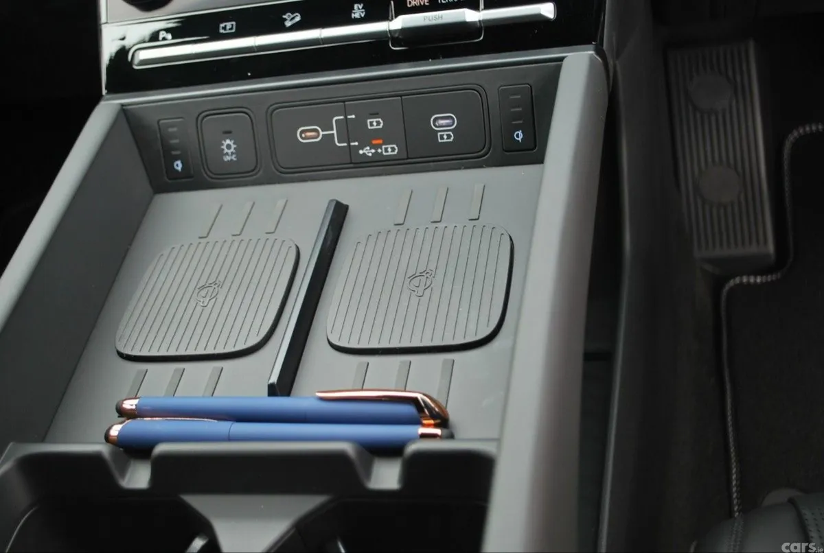 Hyundai Santa Fe SUV, Petrol Plug-in Hybrid, 2026, Grey
