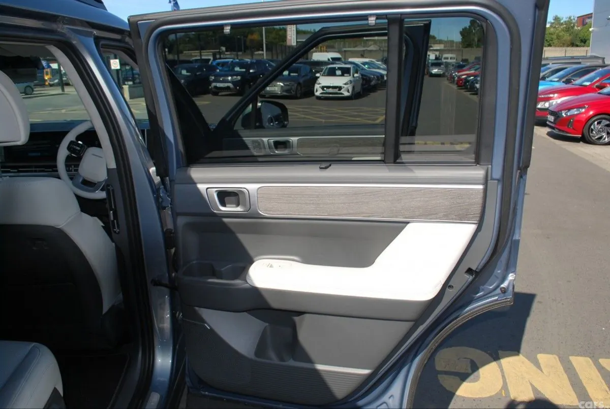 Hyundai Santa Fe SUV, Petrol Plug-in Hybrid, 2026, Blue