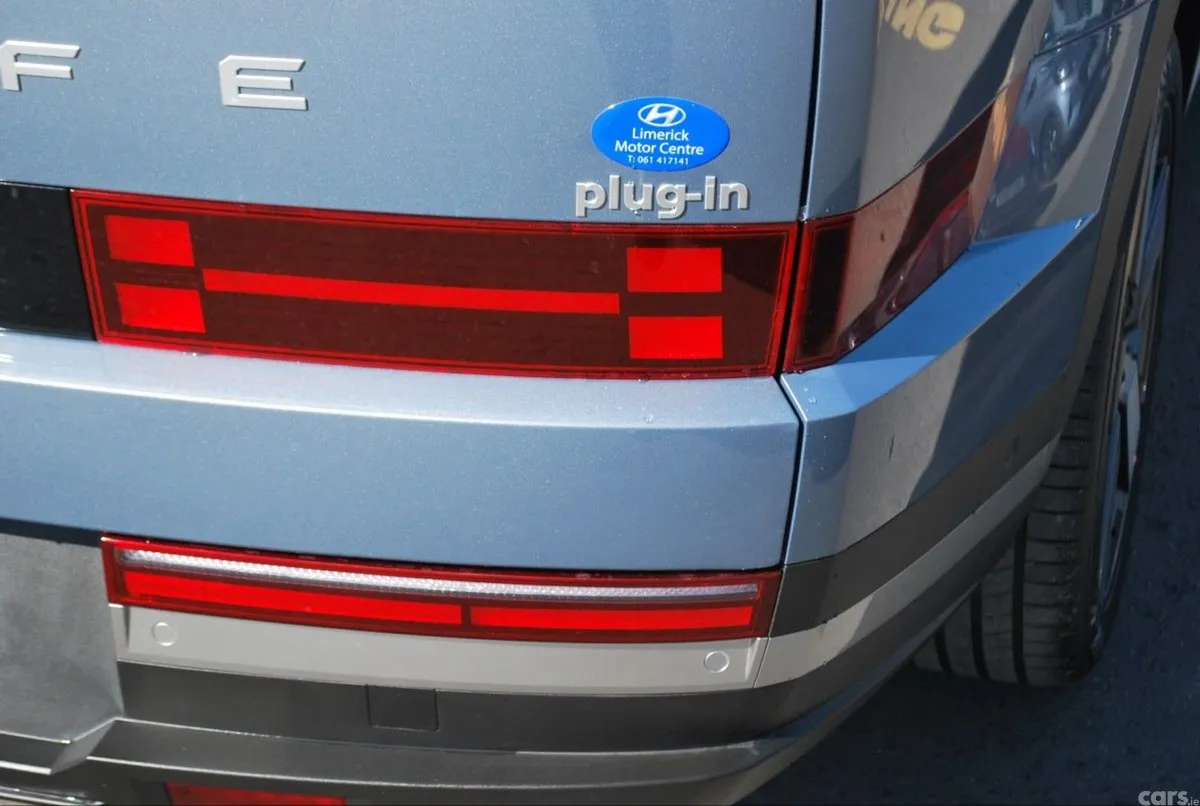Hyundai Santa Fe SUV, Petrol Plug-in Hybrid, 2026, Blue