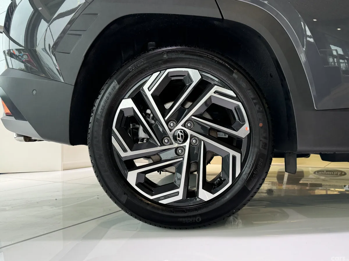 Hyundai Tucson SUV, Petrol Hybrid, 2027, Grey