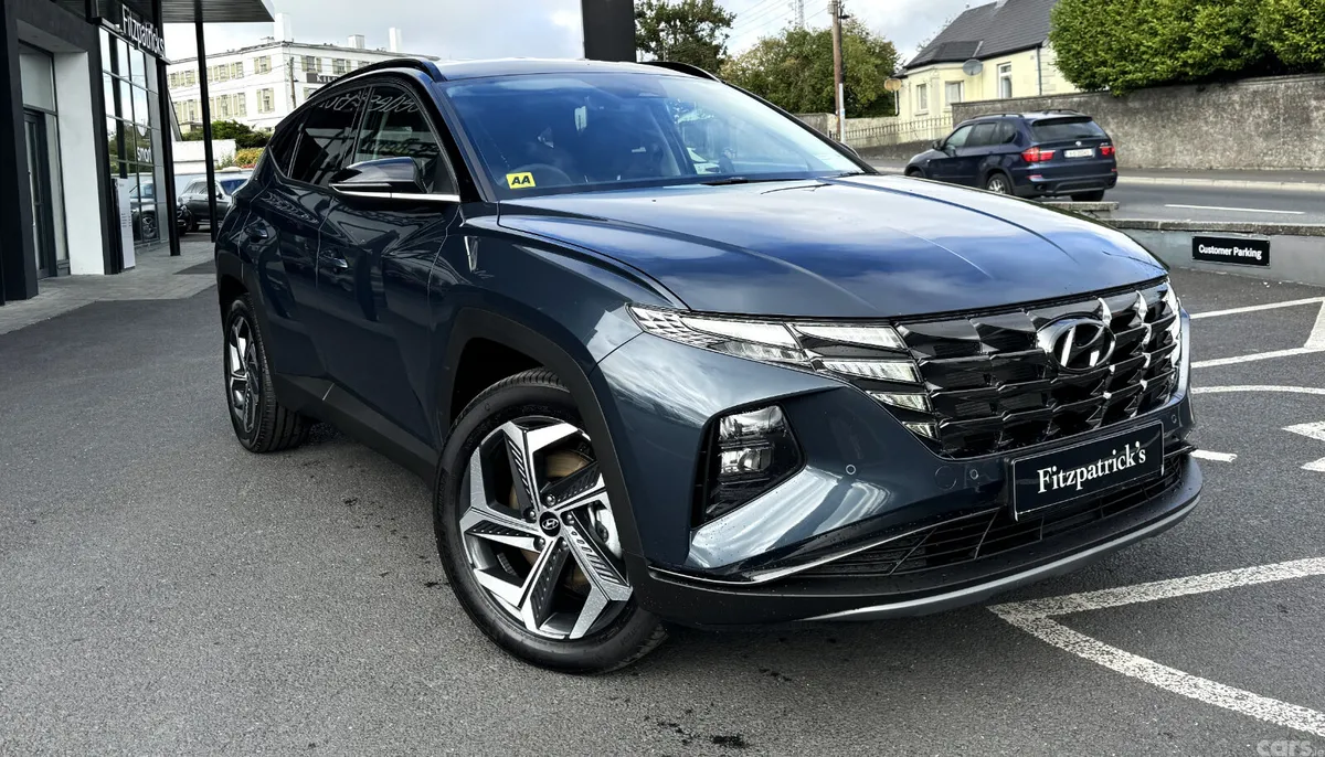 Hyundai Tucson SUV, Petrol Plug-in Hybrid, 2024, Blue