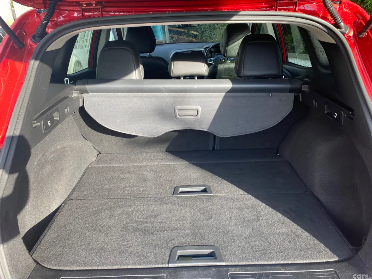 Renault Kadjar SUV, Diesel, 2016, Red