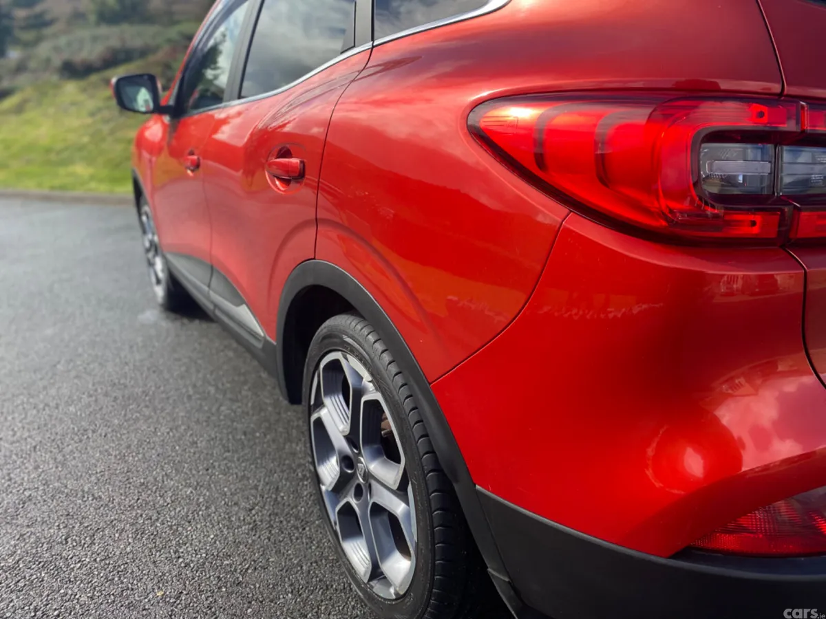 Renault Kadjar SUV, Diesel, 2016, Red