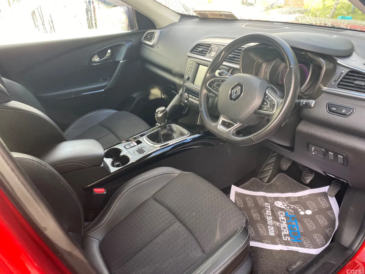 Renault Kadjar SUV, Diesel, 2016, Red