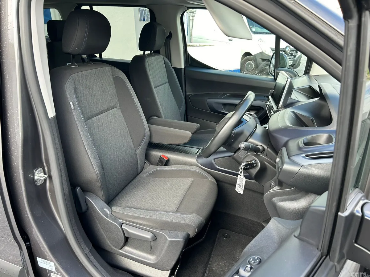 Peugeot Rifter MPV, Diesel, 2021, Grey