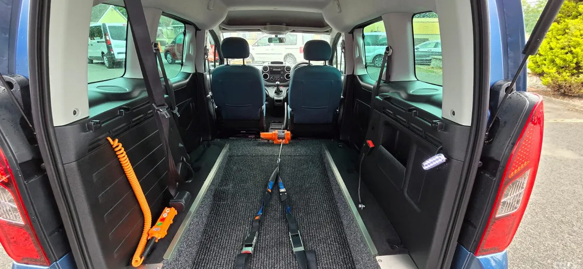 Citroen Berlingo Multispace MPV, Diesel, 2017, Blue