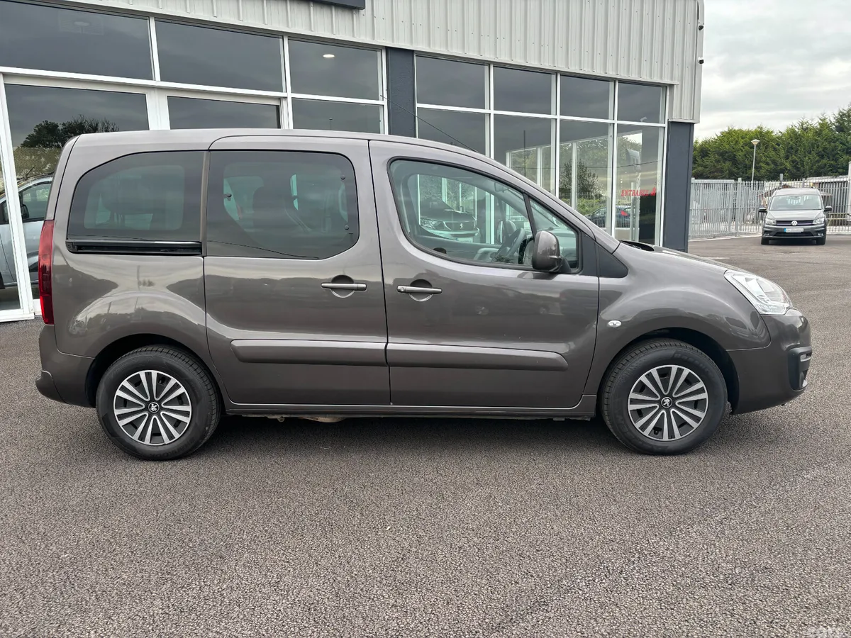 Peugeot Partner MPV, Diesel, 2018, Grey