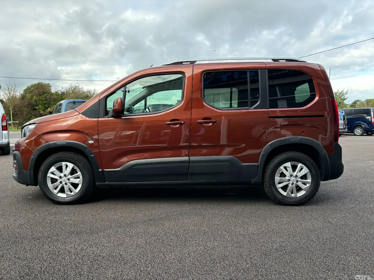 Peugeot Rifter MPV, Diesel, 2019, Gold
