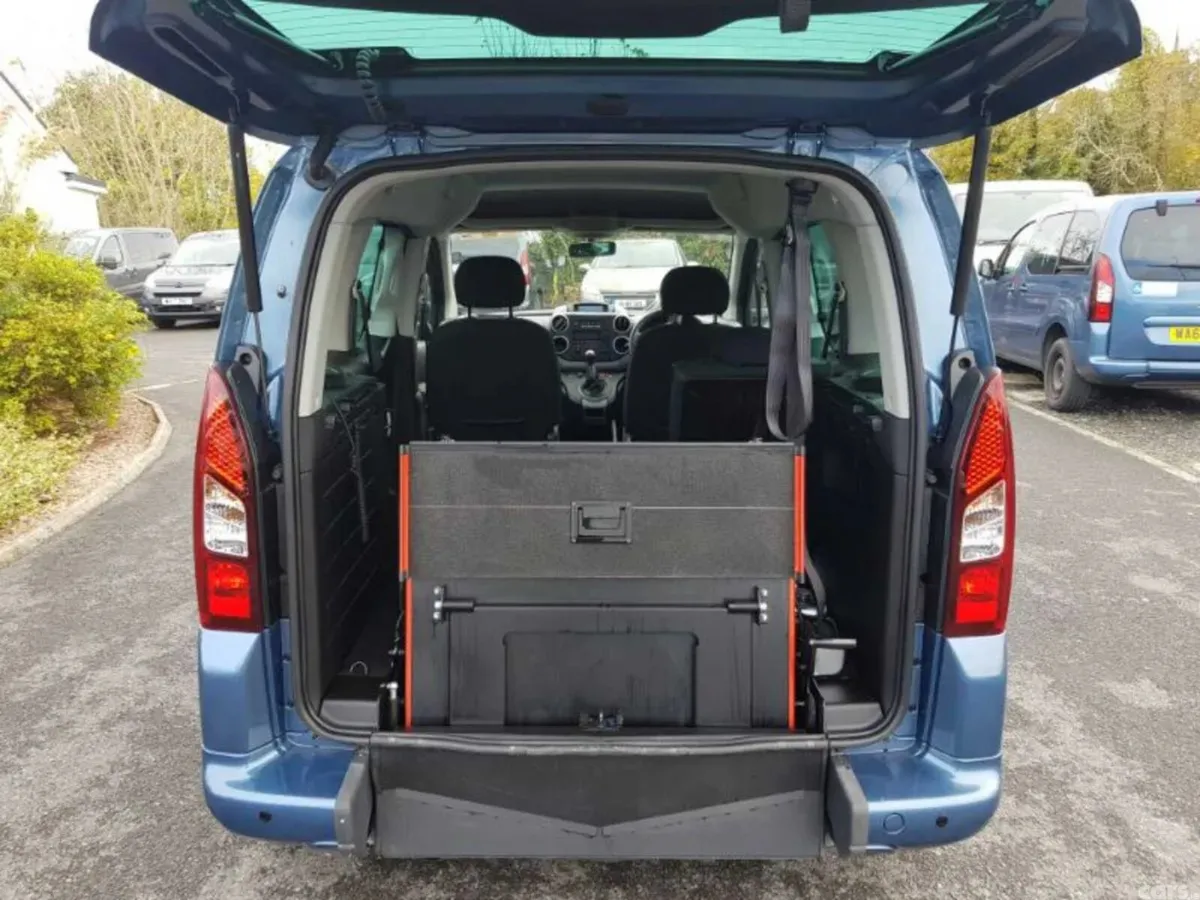 Peugeot Partner MPV, Diesel, 2016, Blue