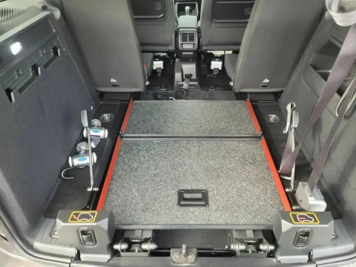 Ford Tourneo Connect MPV, Diesel, 2026, Silver