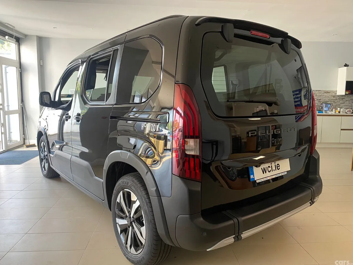 Peugeot Rifter MPV, Diesel, 2026, Black