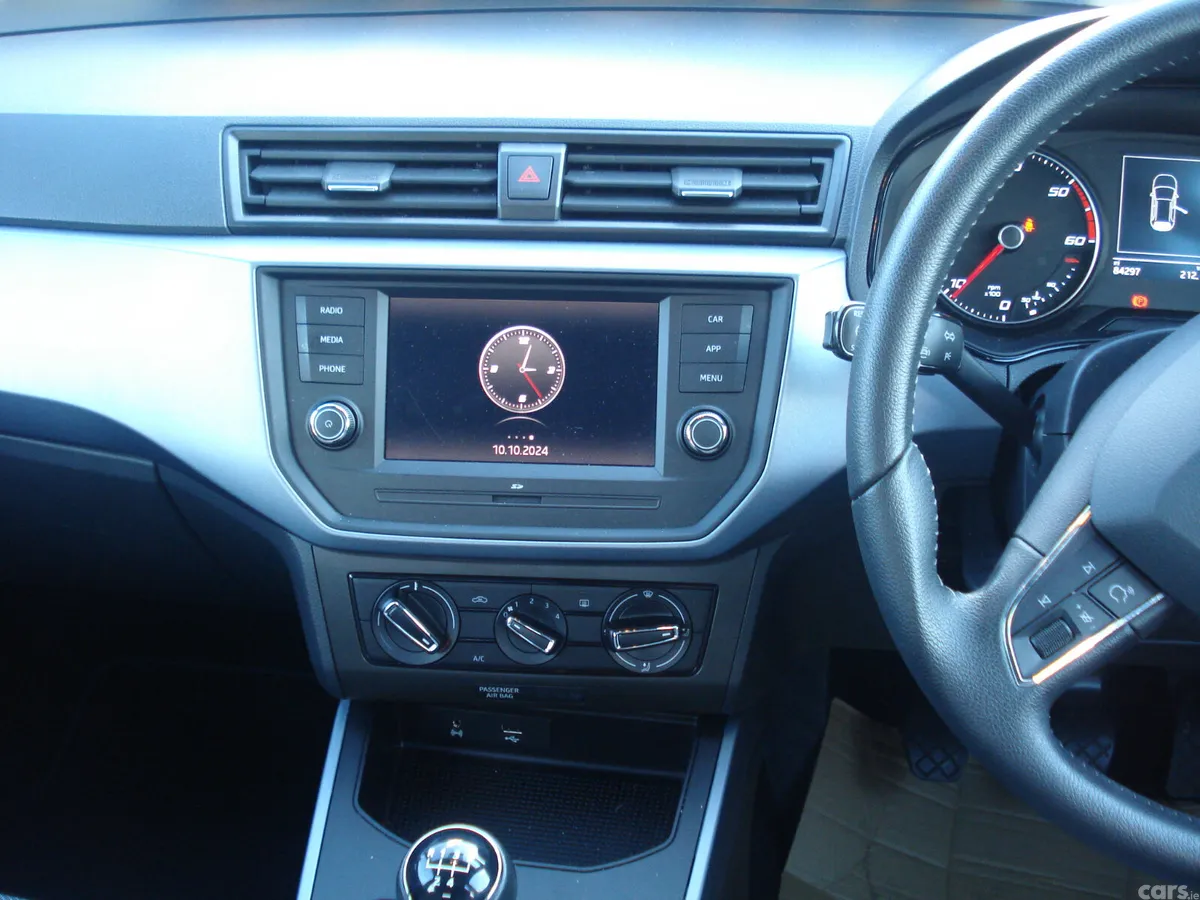 SEAT Arona SUV, Diesel, 2020, Blue