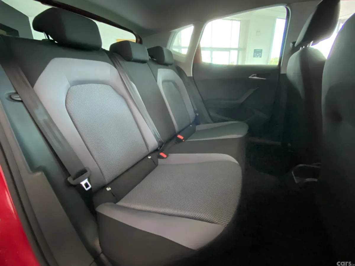 SEAT Arona SUV, Petrol, 2021, Red