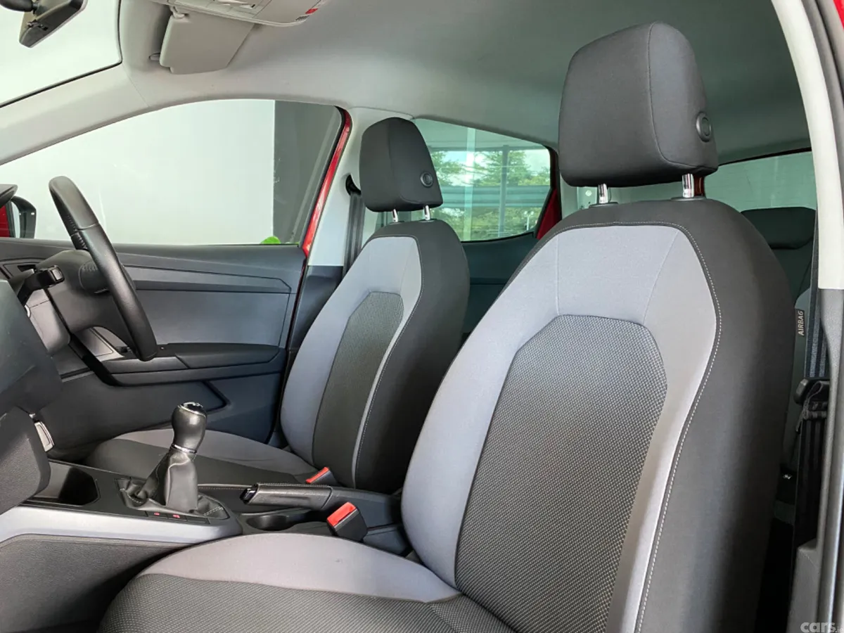 SEAT Arona SUV, Petrol, 2021, Red
